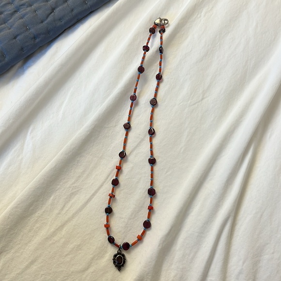 Raw garnet necklace - Picture 3 of 4